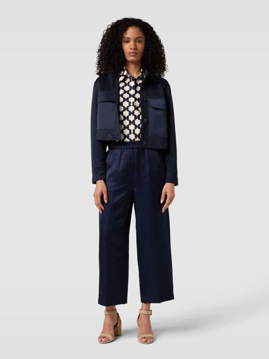 Блузка-рубашка с графическим узором