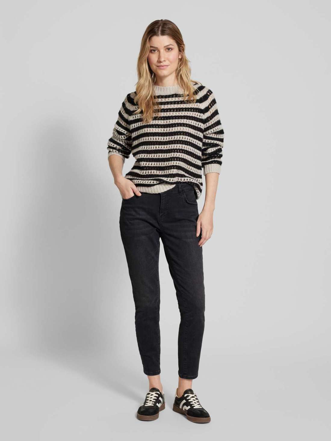 Джинсы узкого кроя с пятью карманами, дизайн «MIKE» Evita