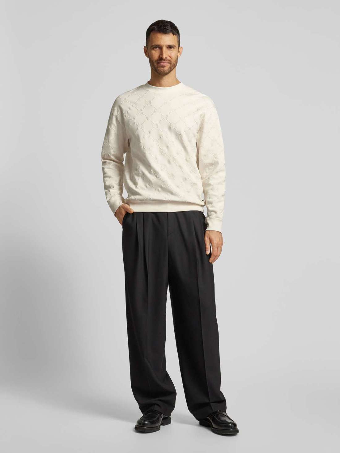 Толстовка с ребристыми манжетами