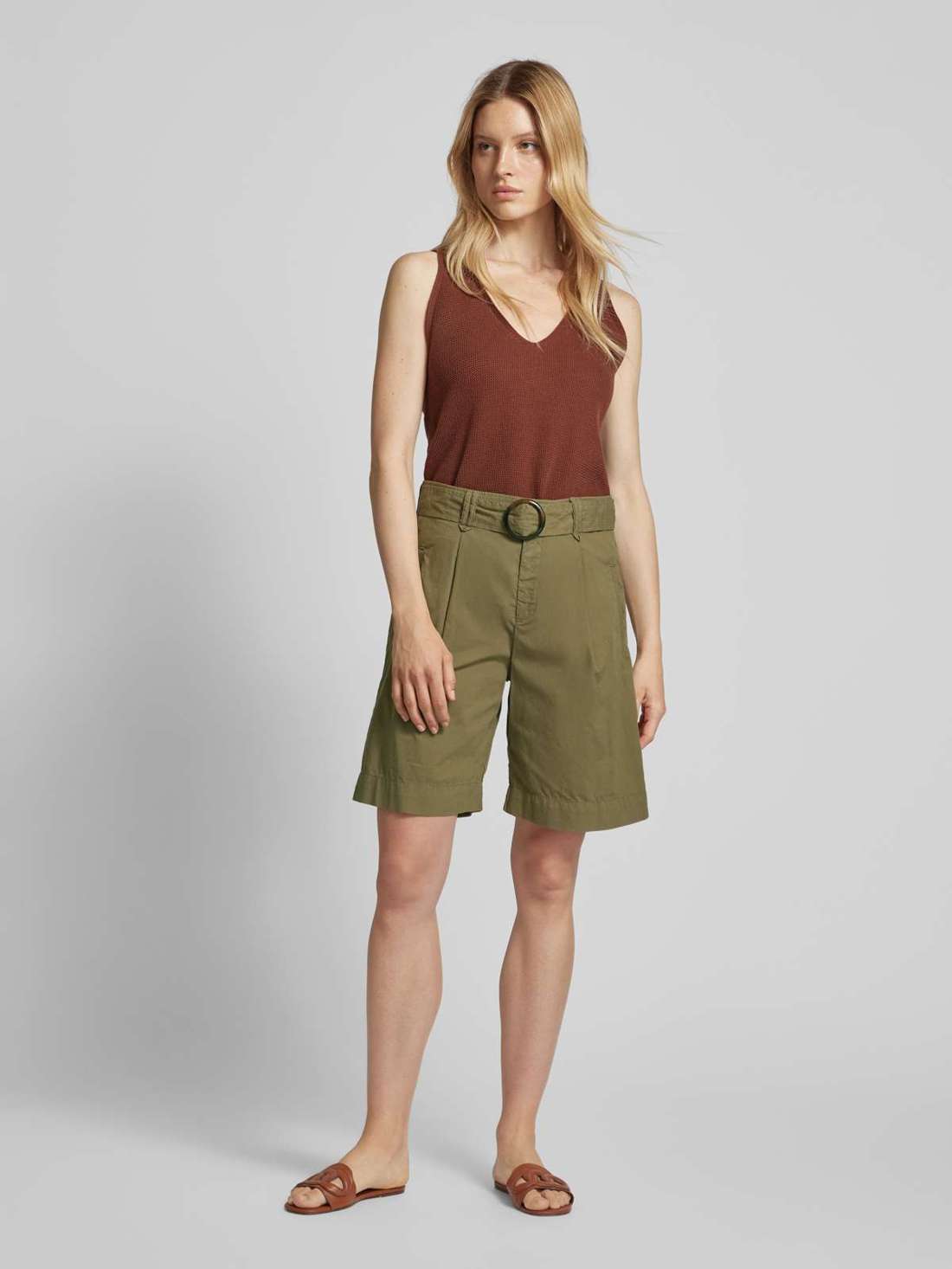 Шорты стандартного кроя со складками Kira