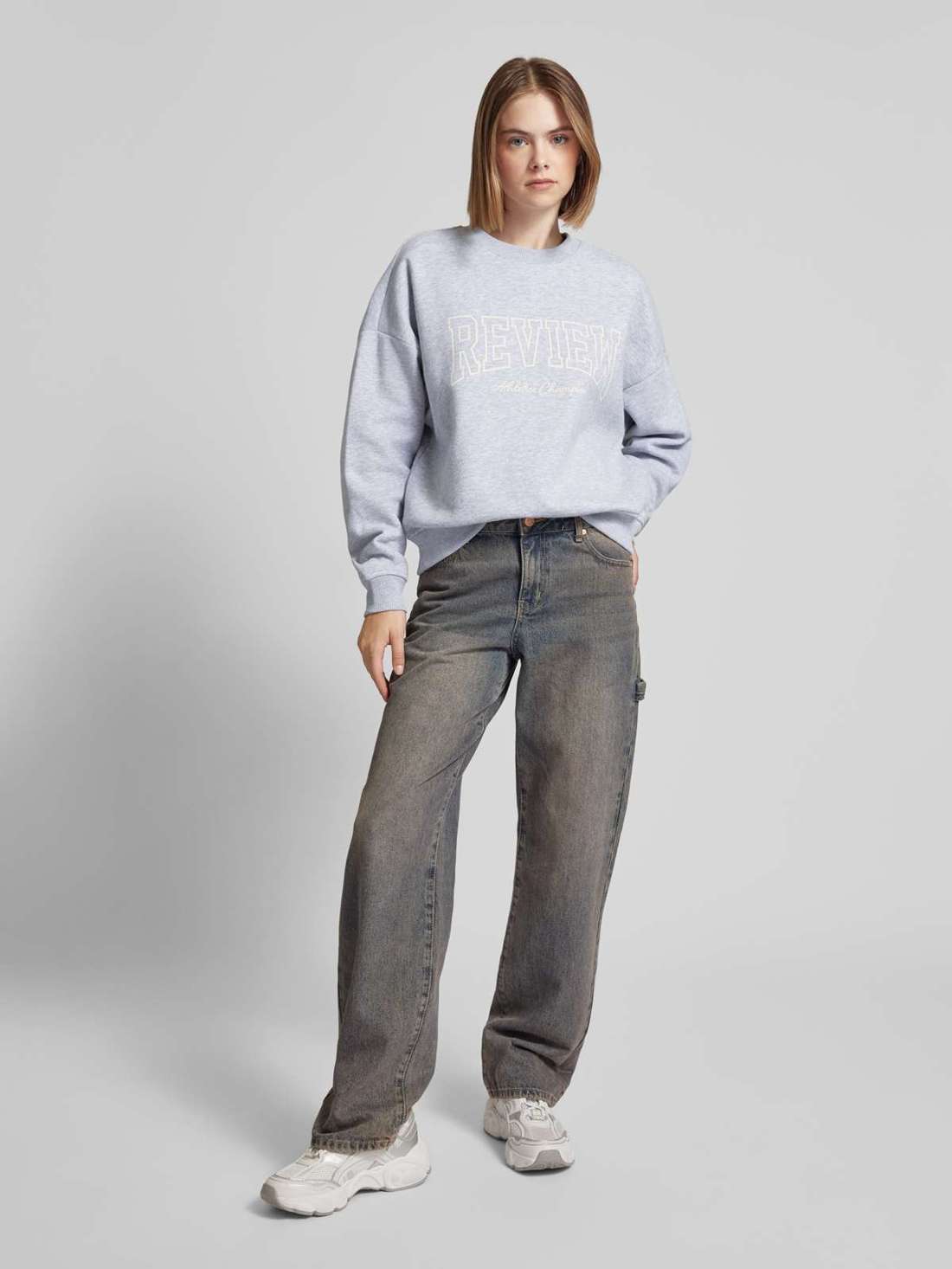 Толстовка с принтом этикетки