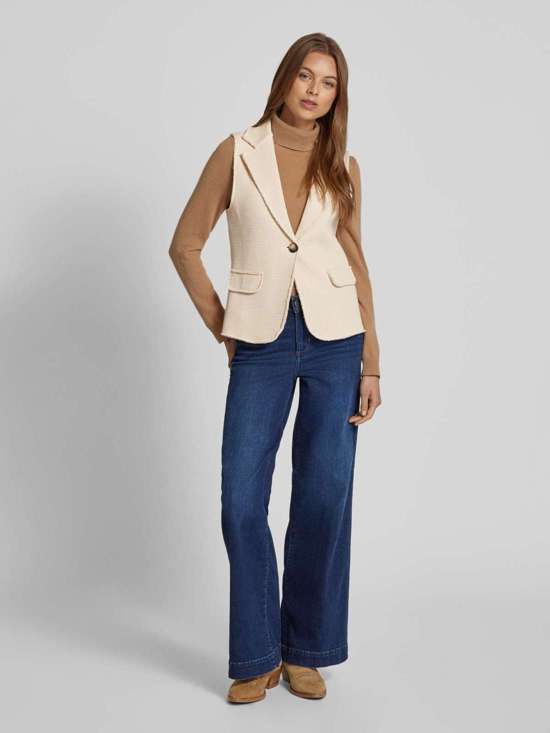 Жилет с воротником с лацканами