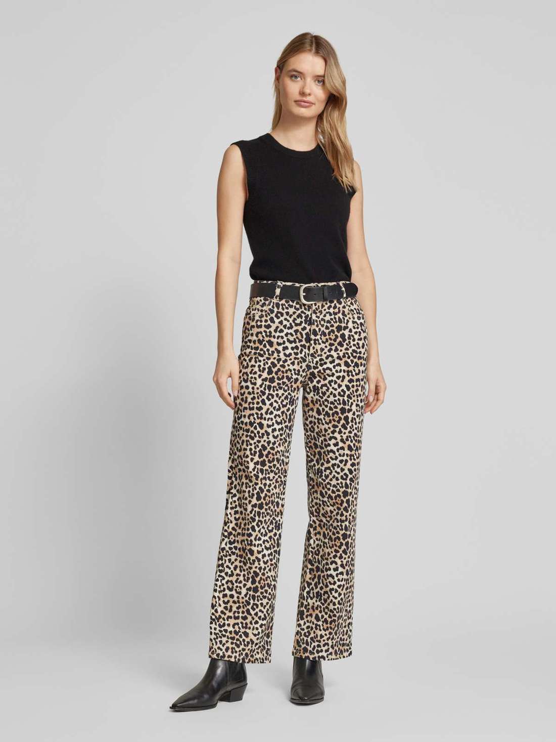 Джинсы с пятью карманами OWENA