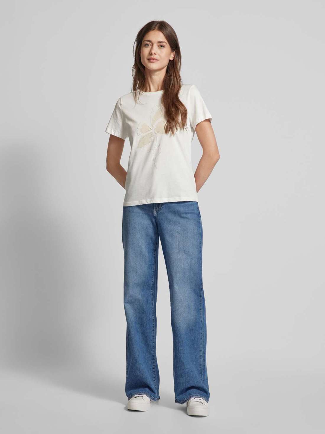 Футболка с принтом спереди