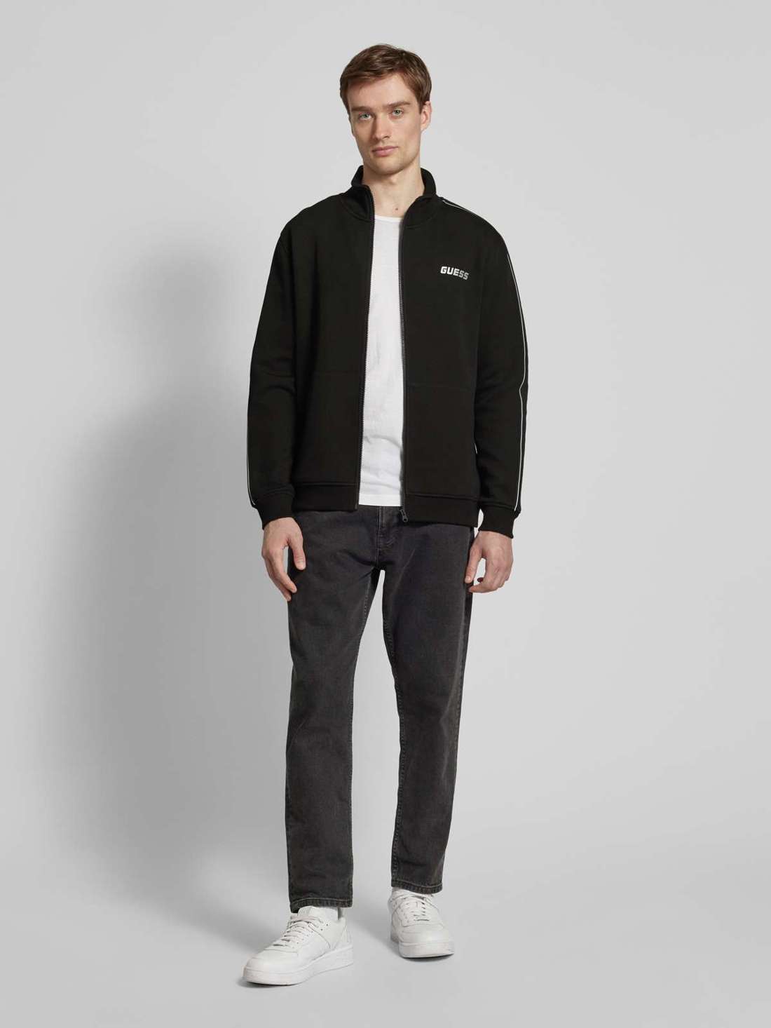 Толстовка на молнии