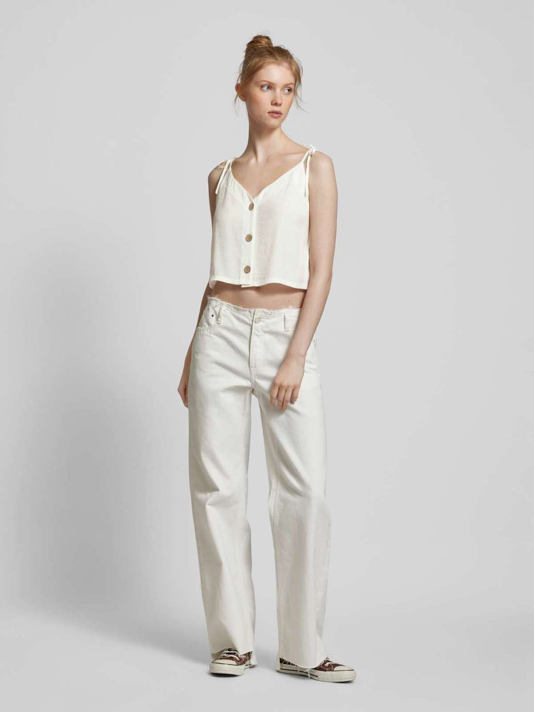 Майка с планкой на пуговицах FAVOR