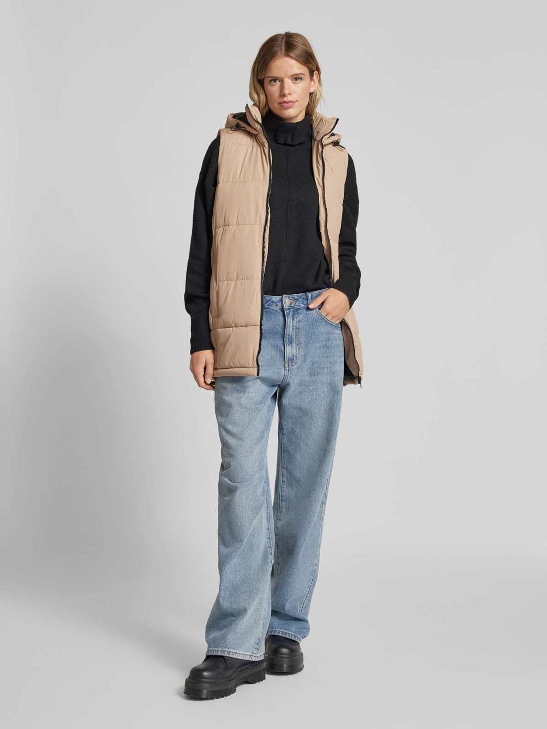 Стеганый жилет с воротником стойкой AURORA