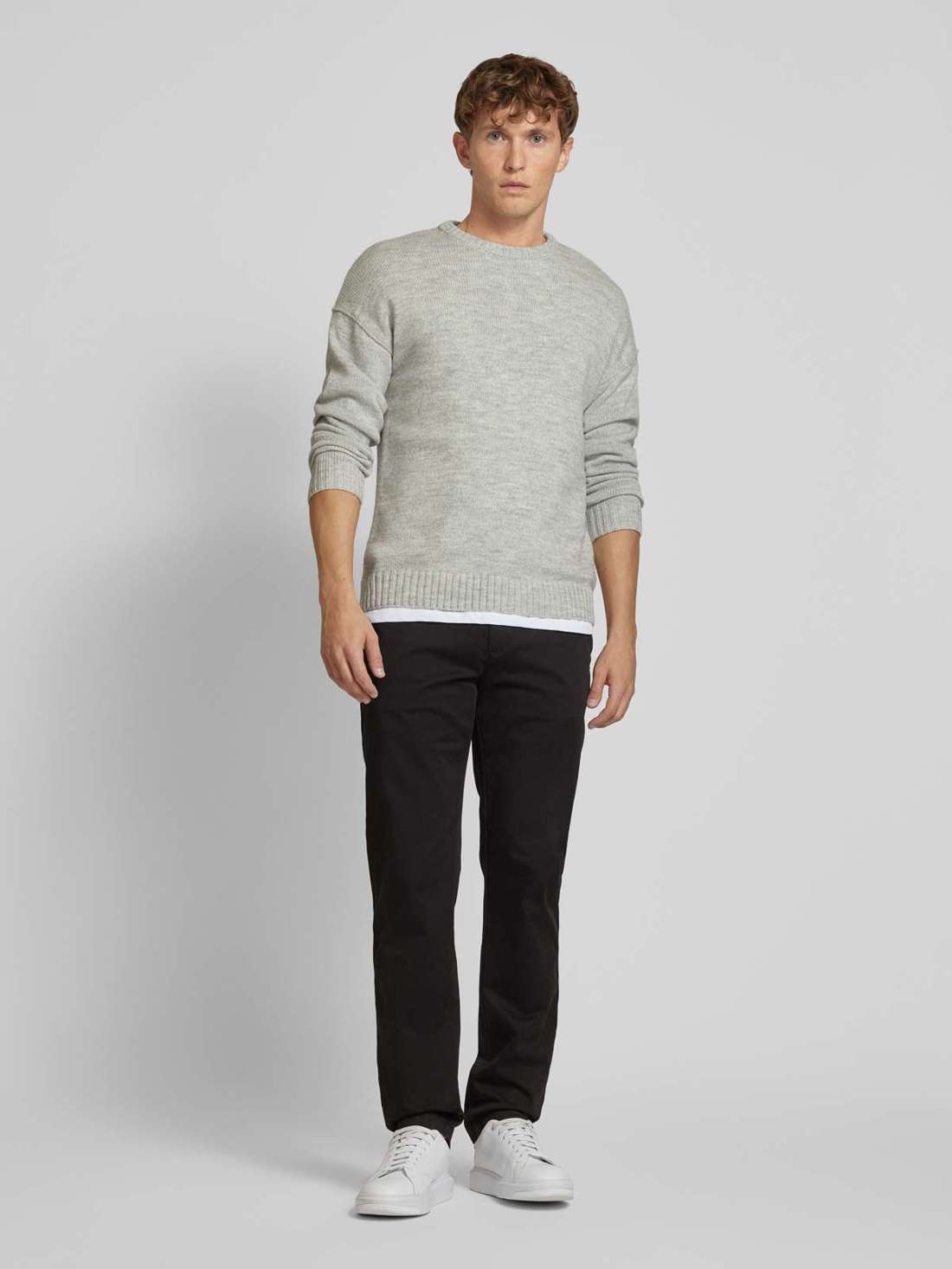 Чино с задними карманами DENTON