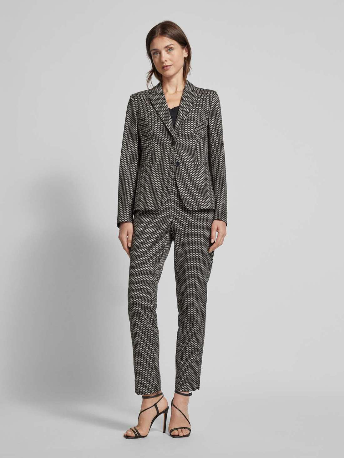 Блейзер с воротником с лацканами