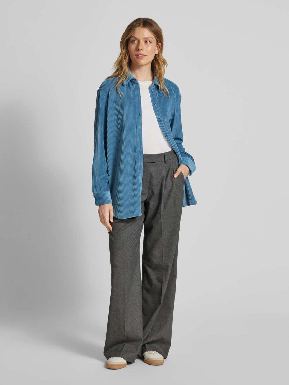 Блузка обычного кроя со структурированным узором