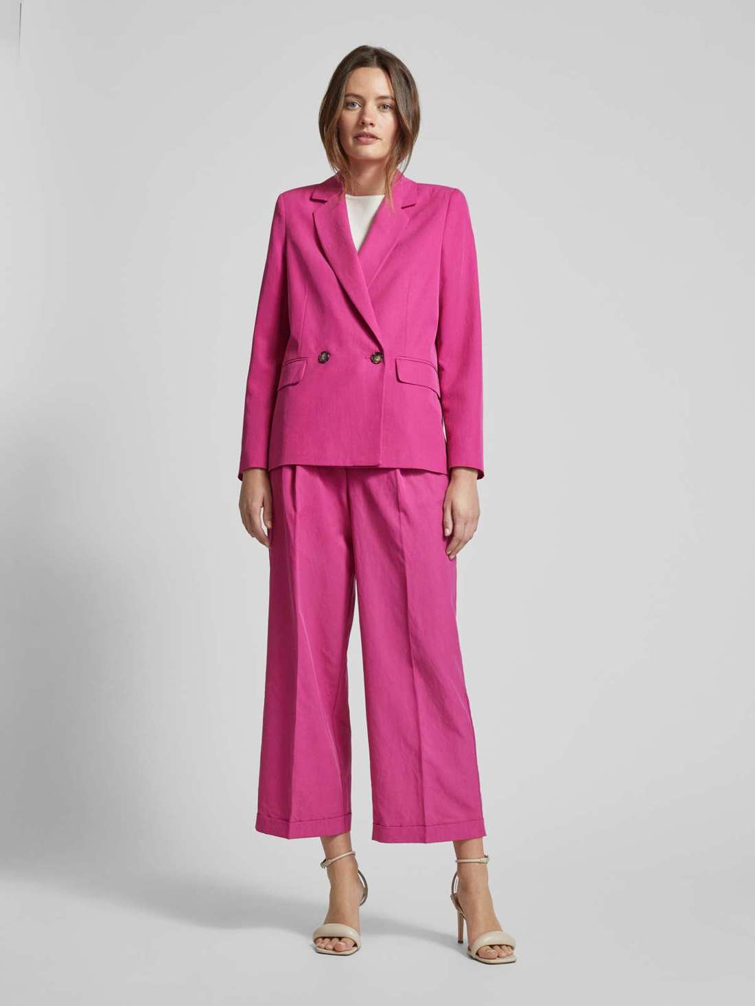 Блейзер однотонного дизайна