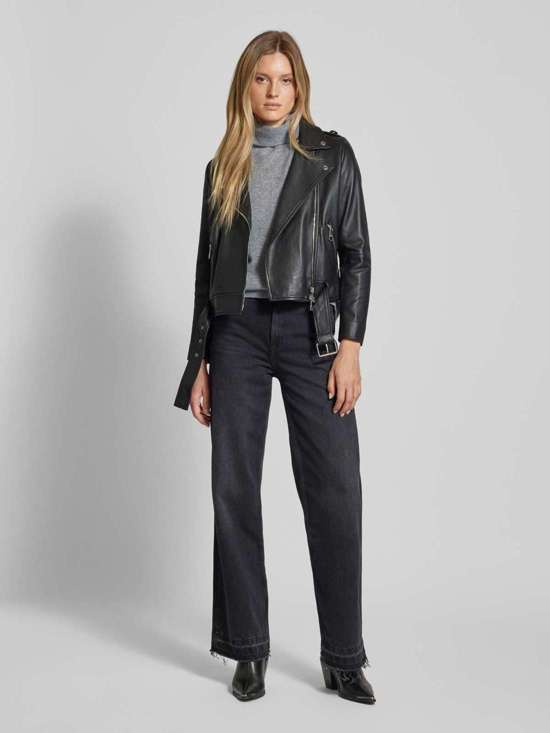 Вязаный кашемировый свитер с высоким воротником