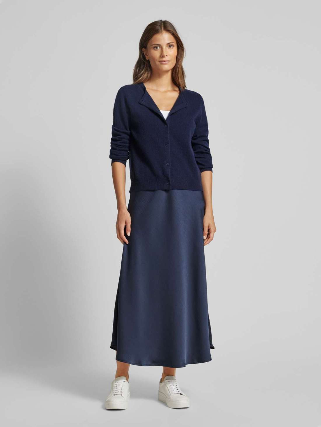 Кашемировый кардиган с круглым вырезом