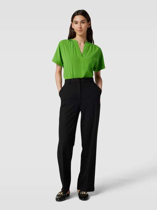 Блузка-рубашка с V-образным вырезом