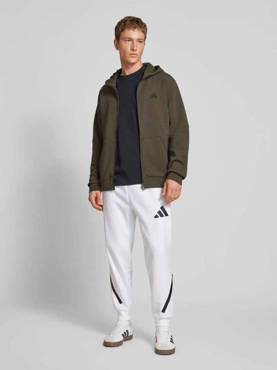 Толстовка с логотипом