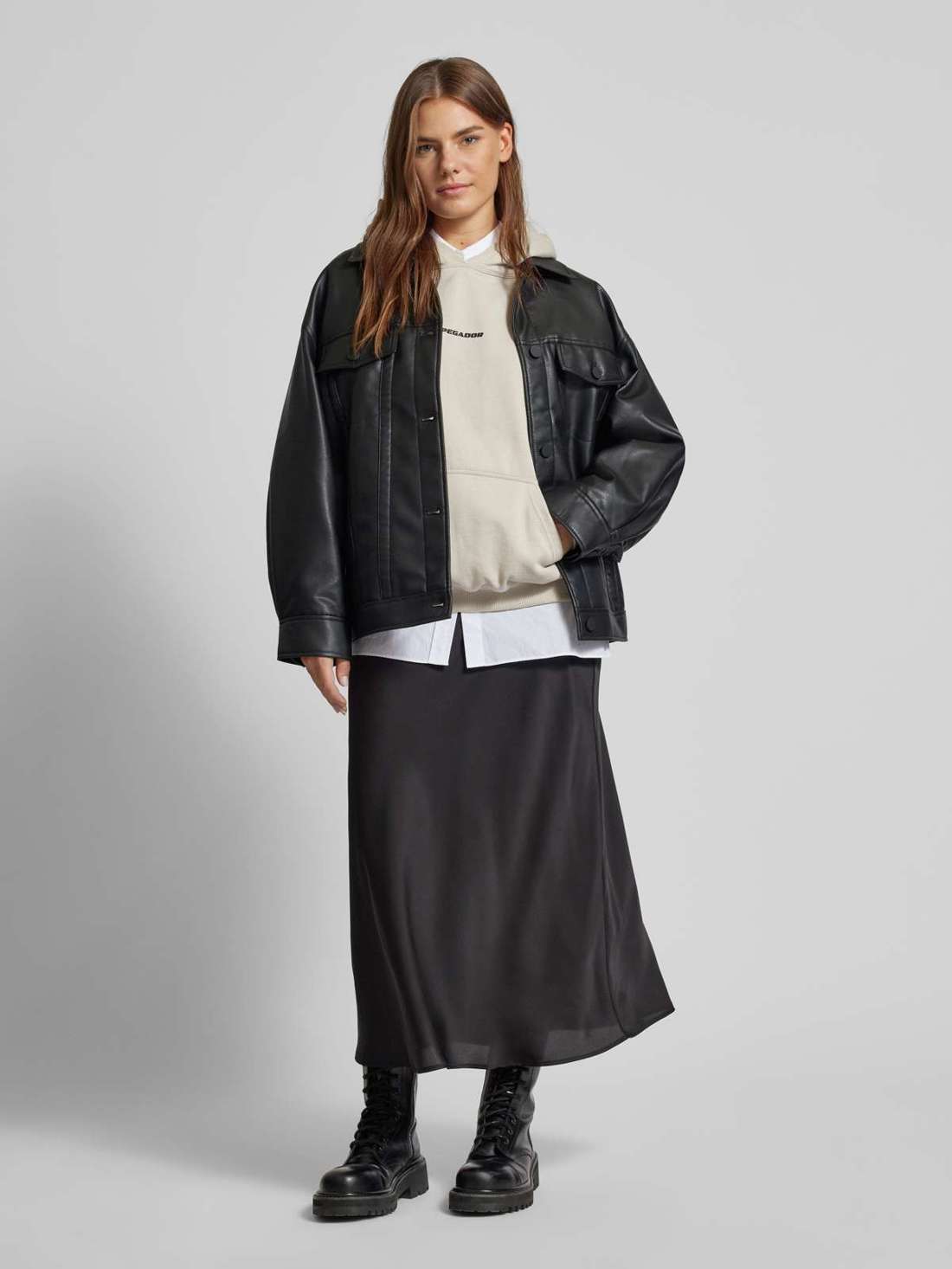 Толстовка оверсайз с принтом этикетки CLARITA