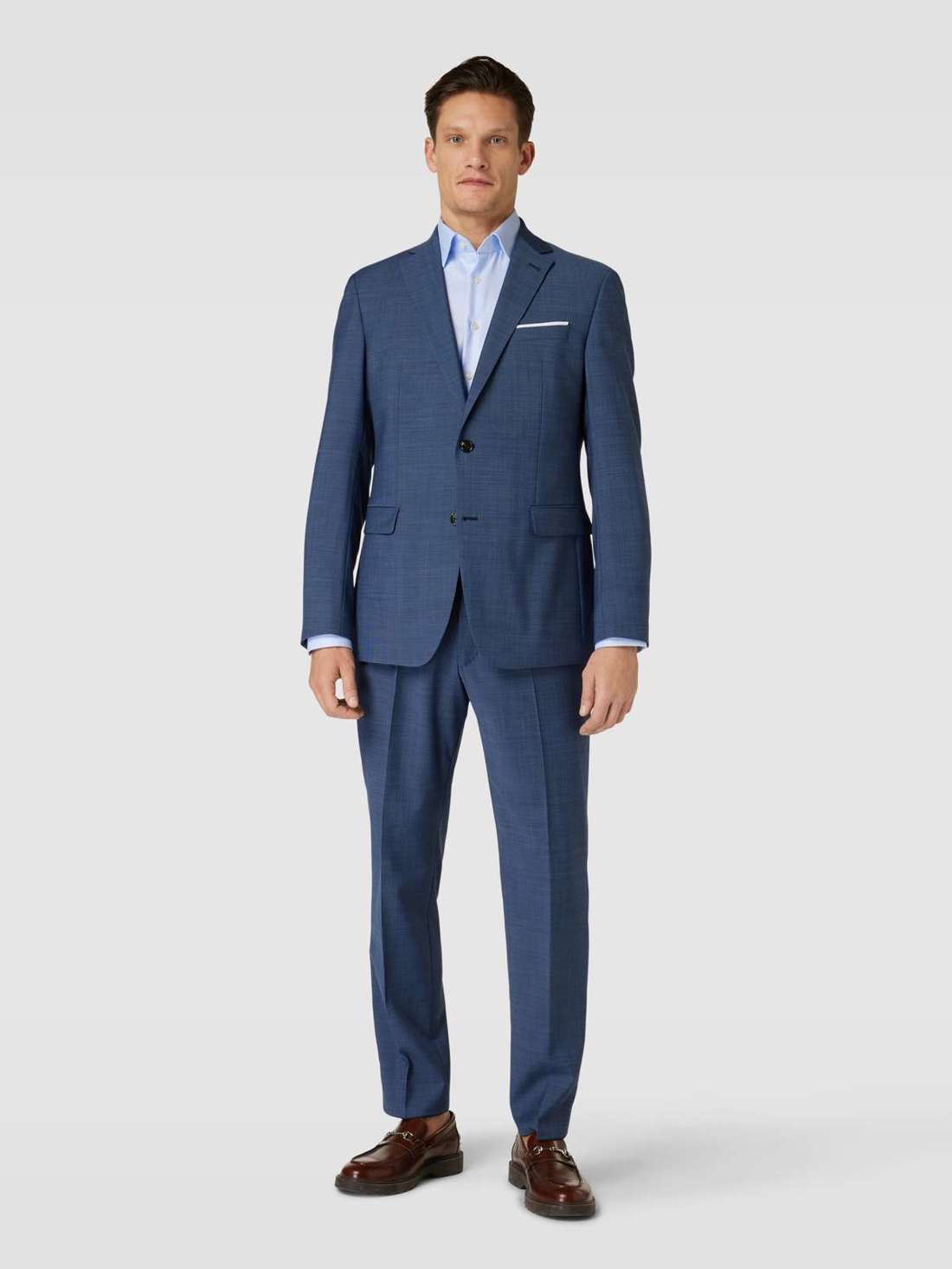 Костюмные брюки современного кроя с заглаженными складками Brad