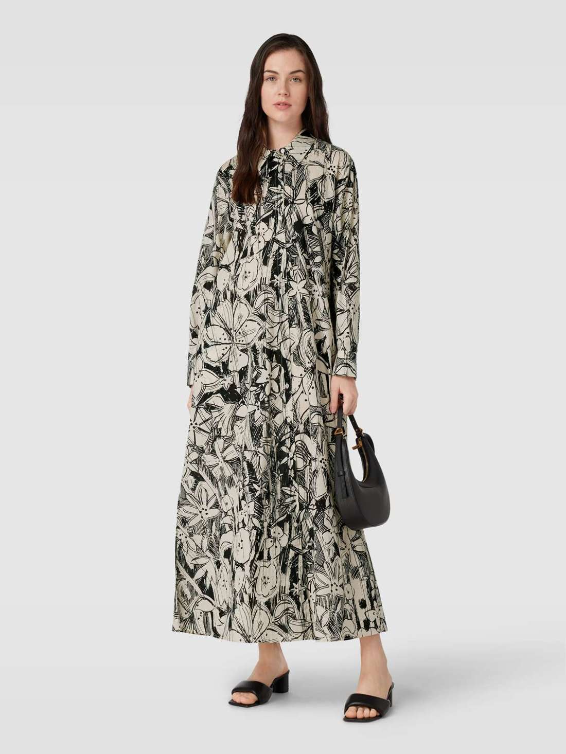 Платье макси с принтом по всей поверхности