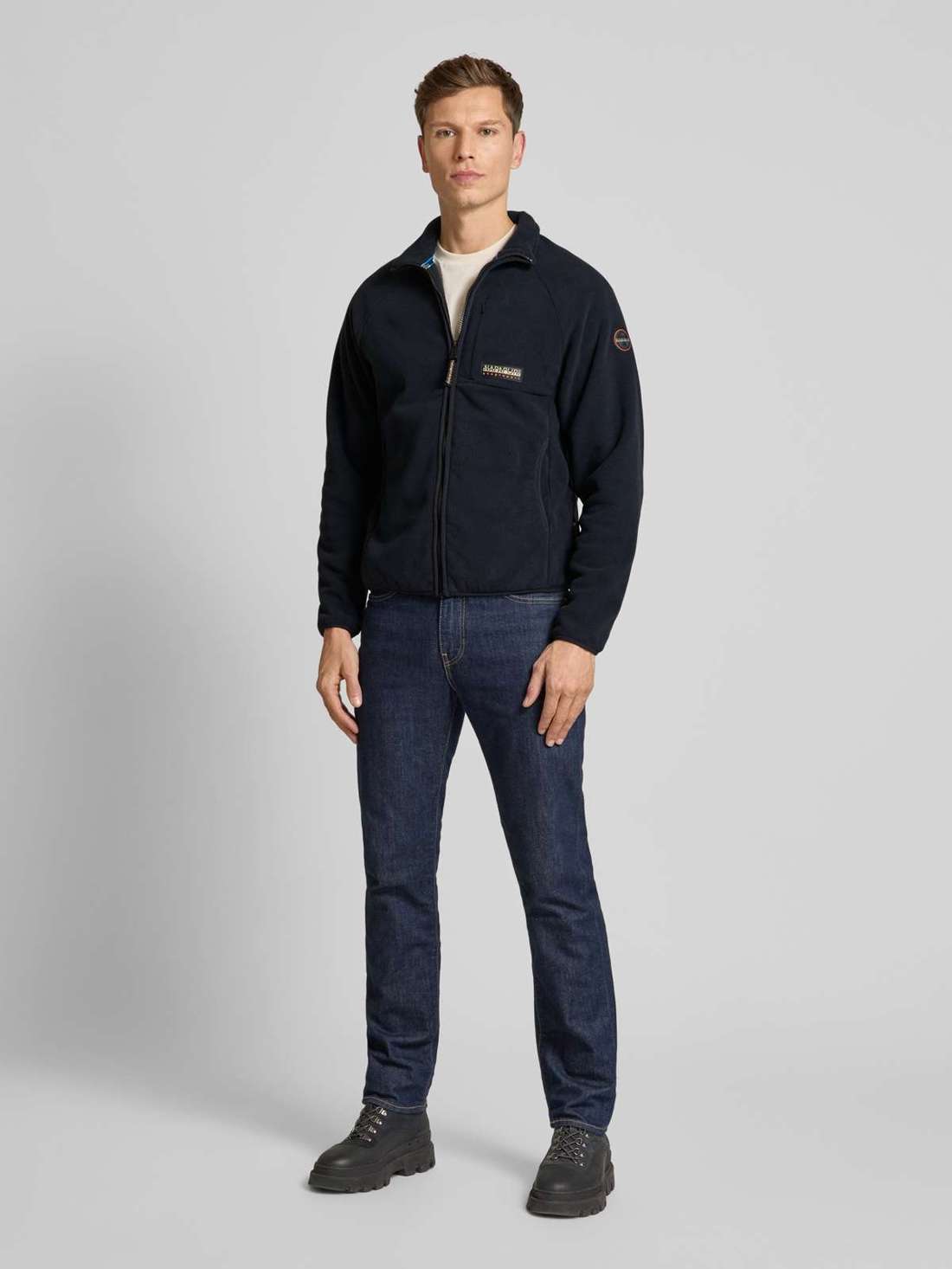 Флисовая куртка с нагрудным карманом DOLENT