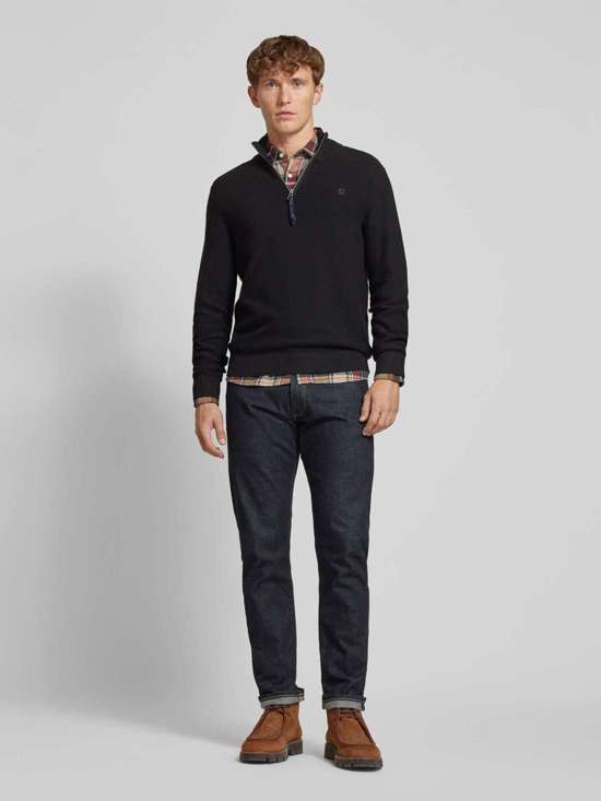 Тройер со структурированным узором