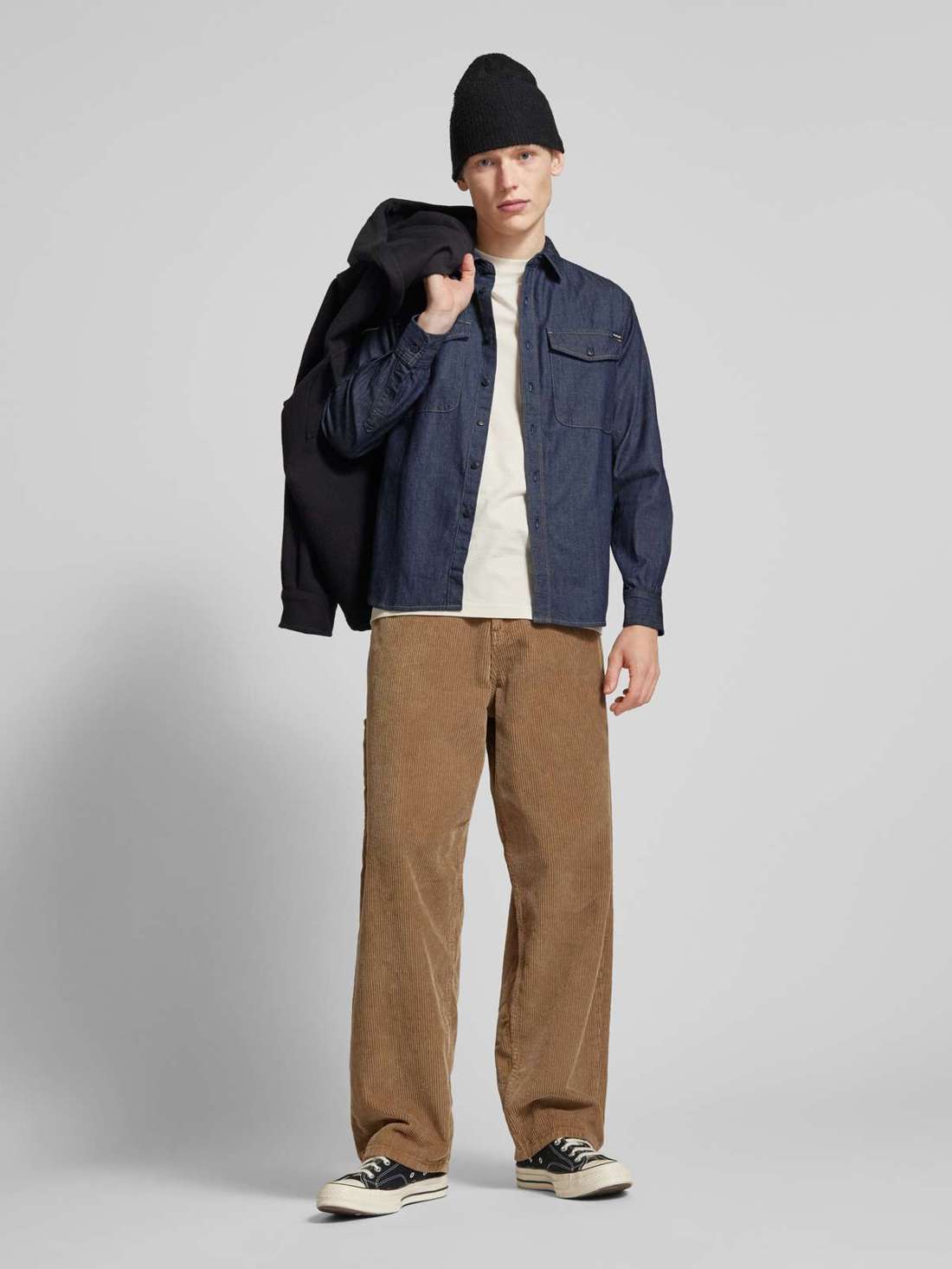 Повседневная рубашка с воротником «Кент»