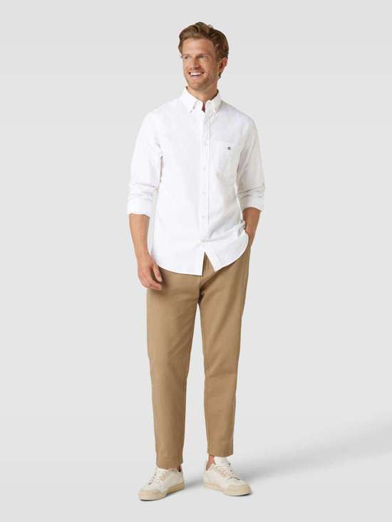 Повседневная рубашка стандартного кроя с нагрудным карманом OXFORD