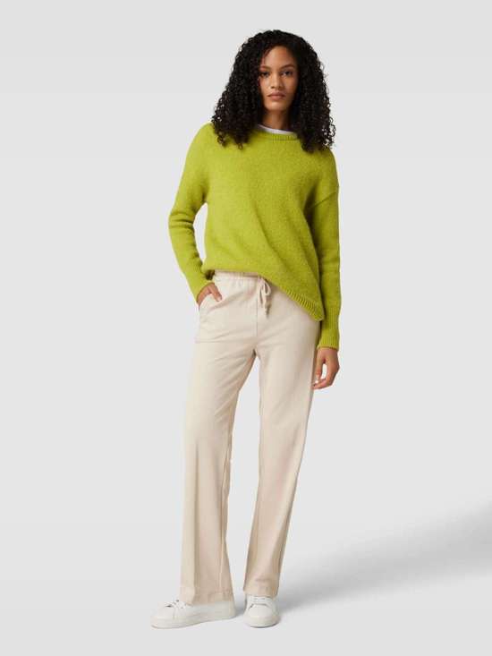 Вязаный свитер со спущенными плечами Flausch