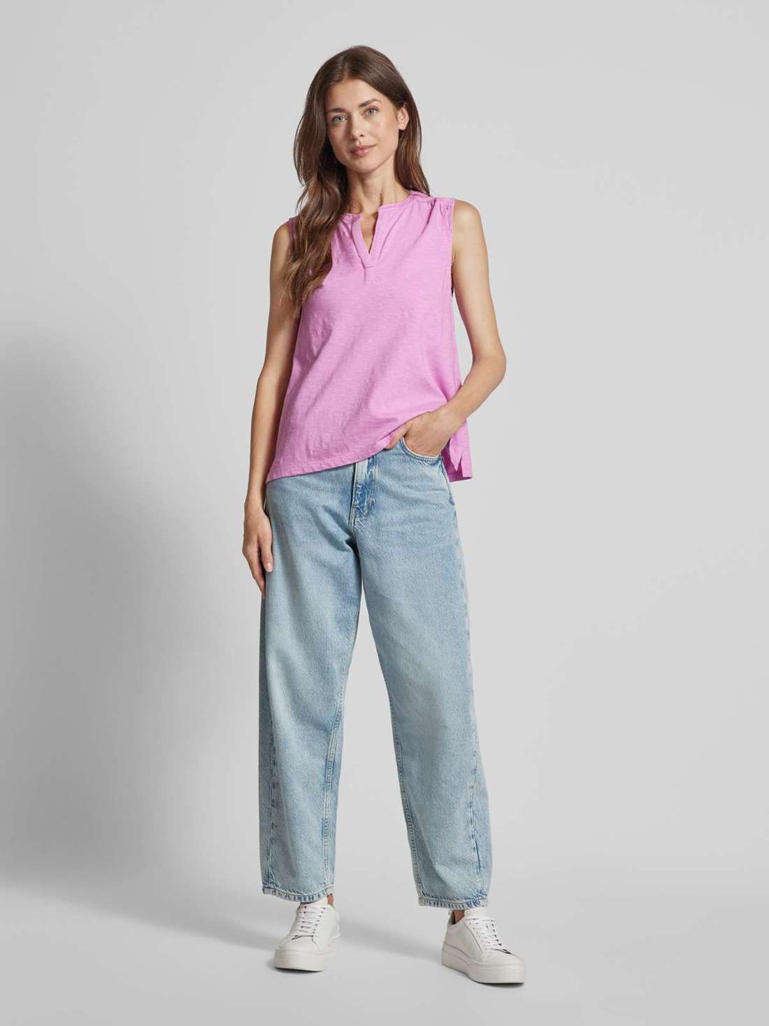 Топ с воротником-туникой