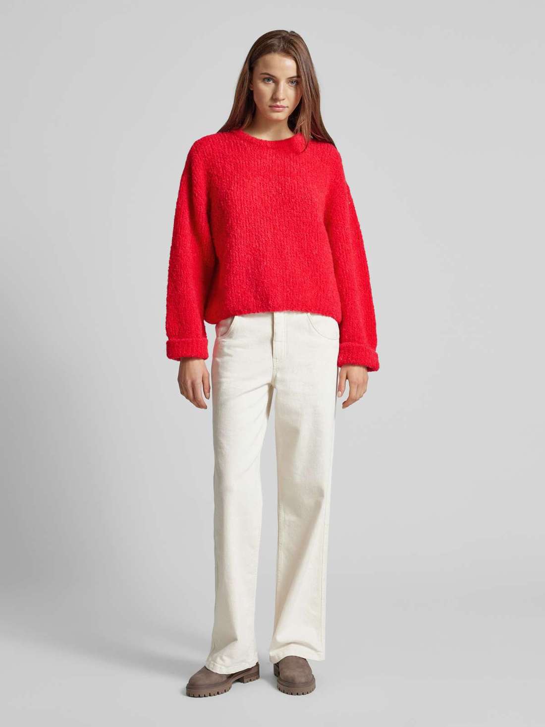 Вязаный свитер из смесового льна с круглым вырезом