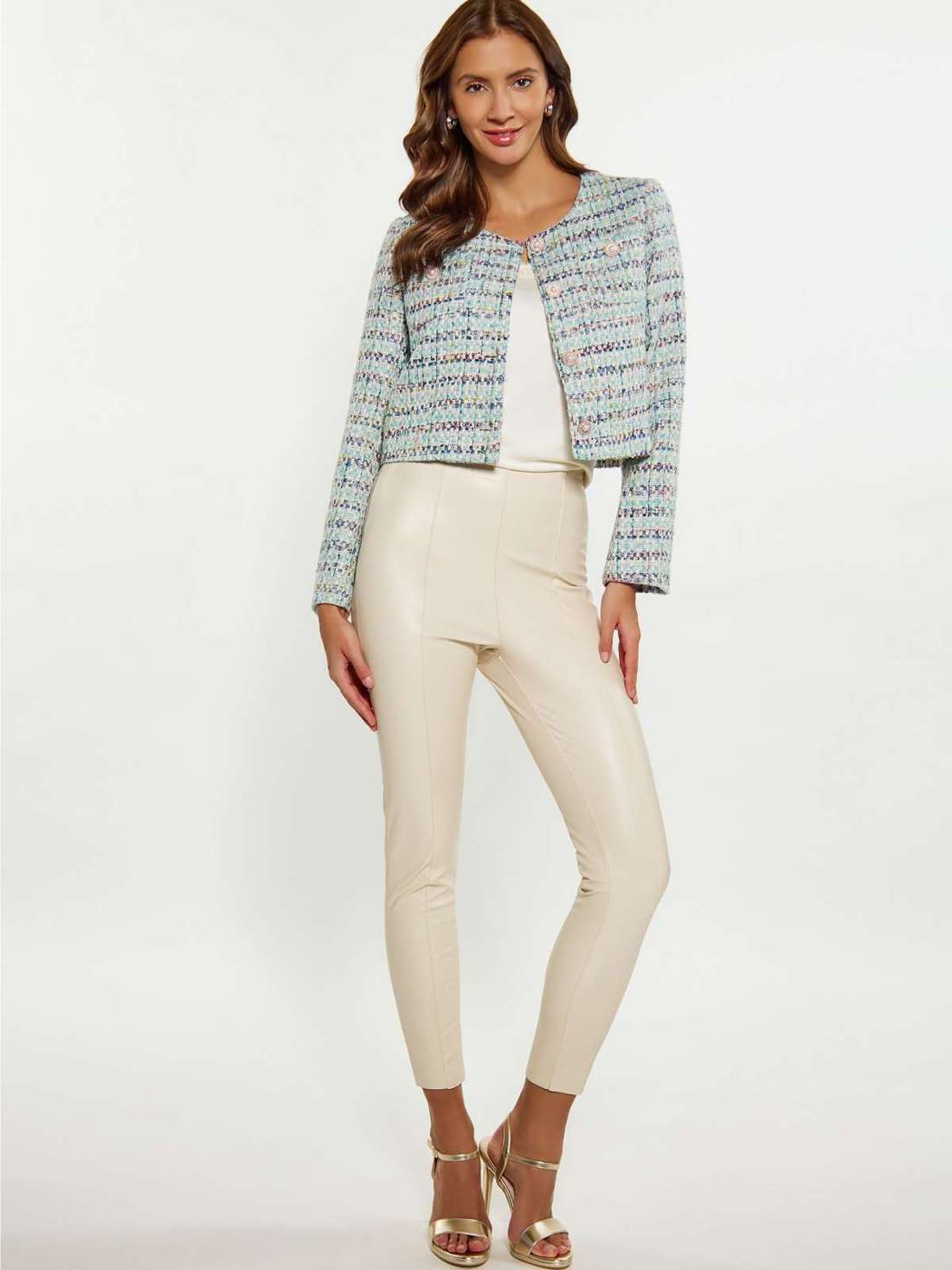 Короткий пиджак