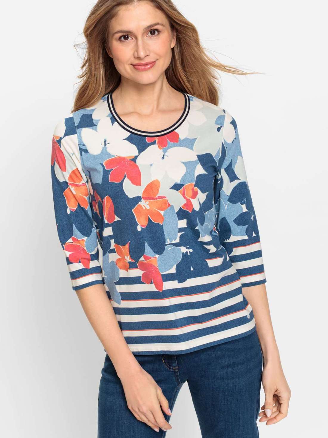 Кофта с круглым вырезом