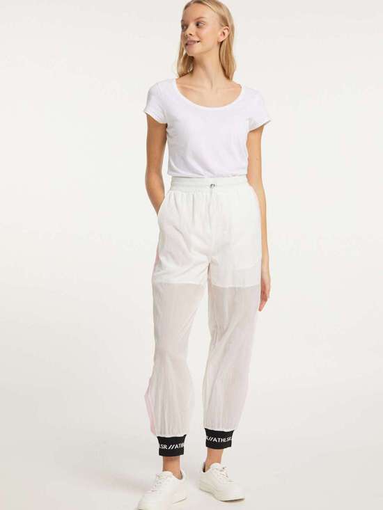 Спортивные штаны