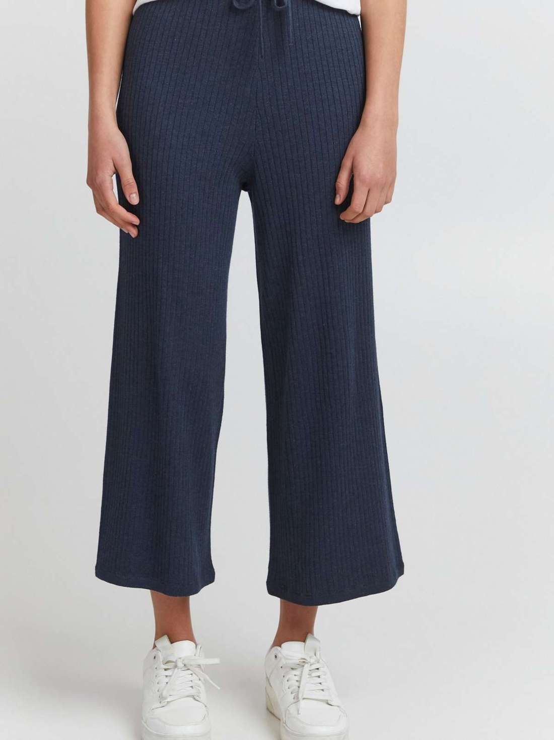 Тканевые брюки OXRie