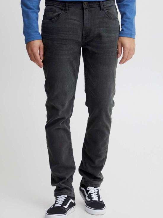 Джинсы с 5 карманами