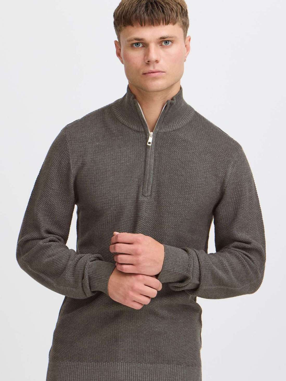 Тройер BHMGOMAZA