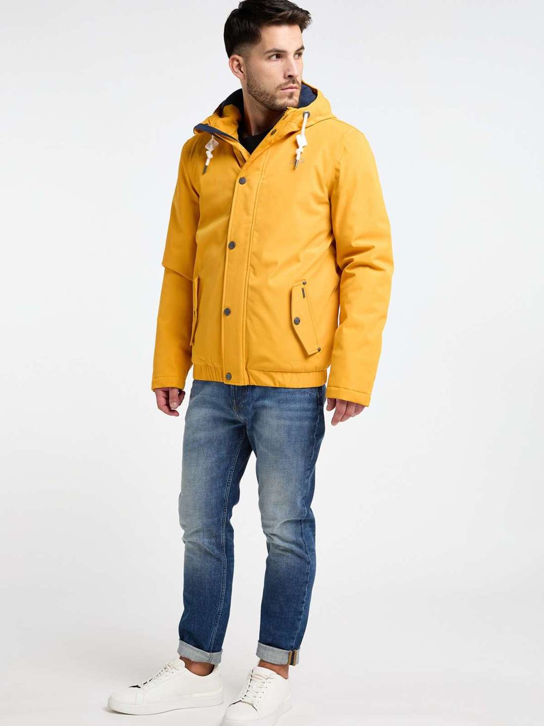 Зимняя куртка