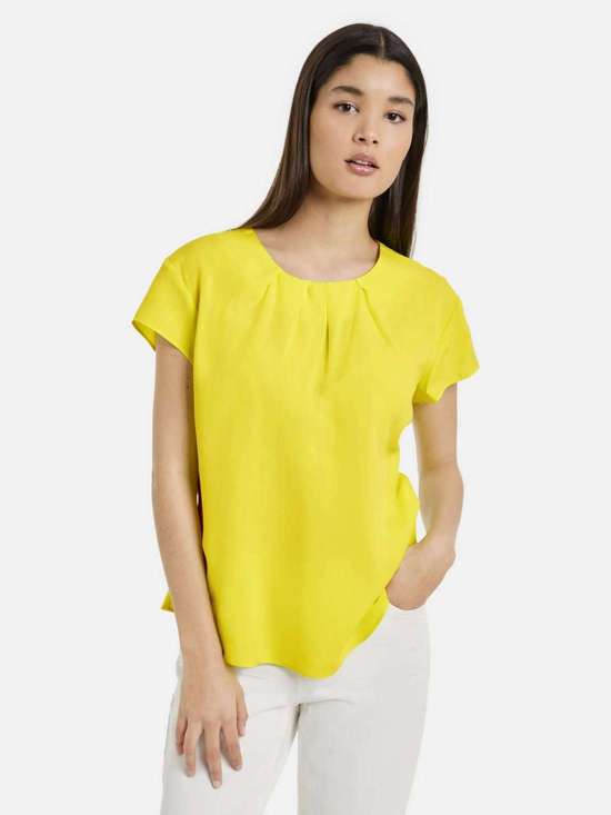 Блузка с короткими рукавами