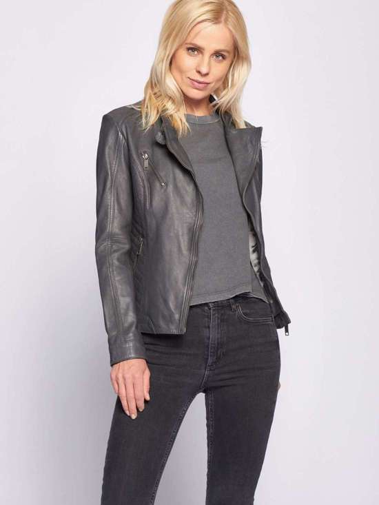 Кожаная куртка