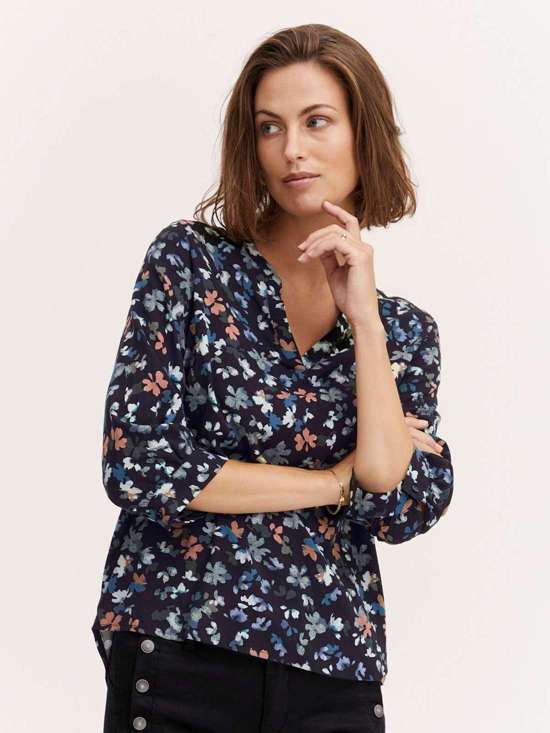 Кофта-блузка