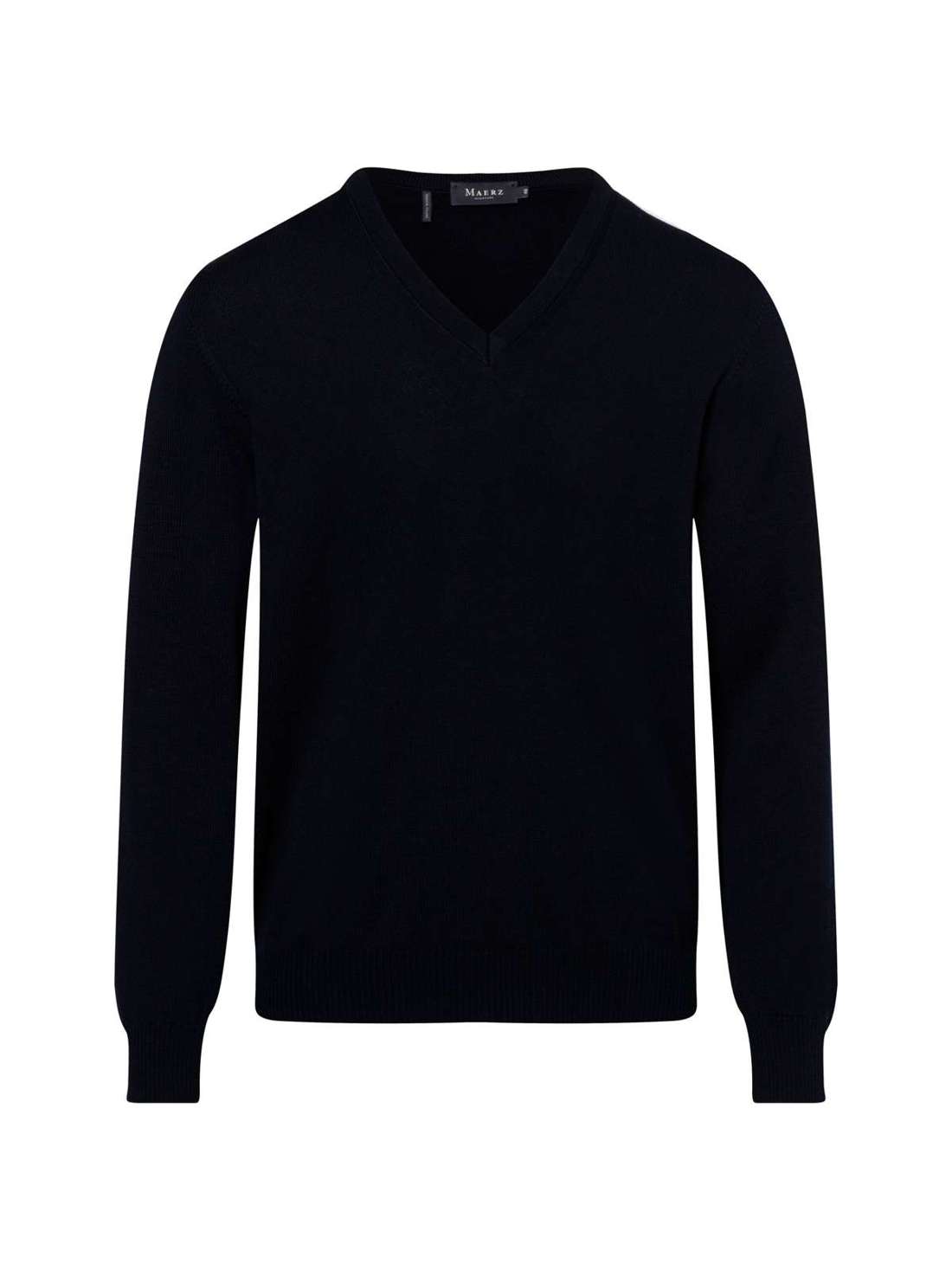 Вязаный свитер из натуральной шерсти