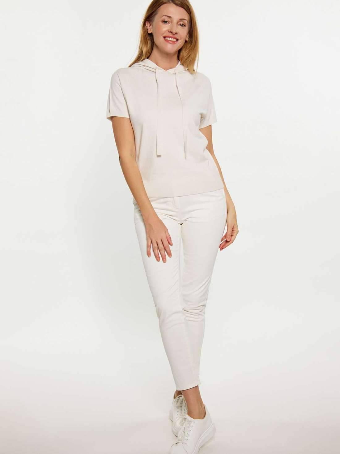 Толстовка с капюшоном