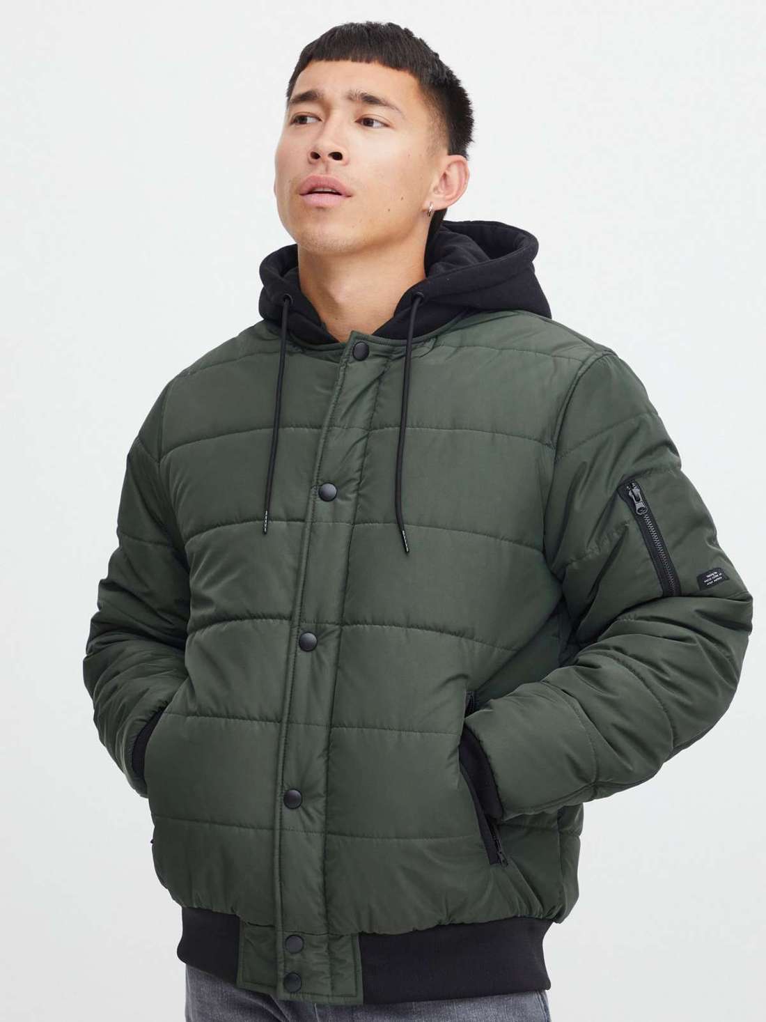 Зимняя куртка