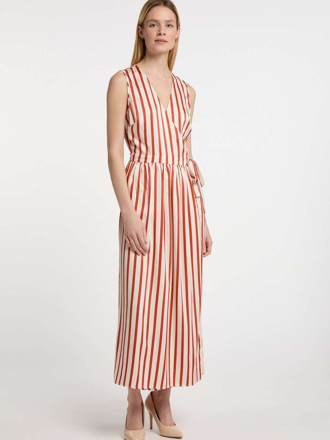 Платье с запахом