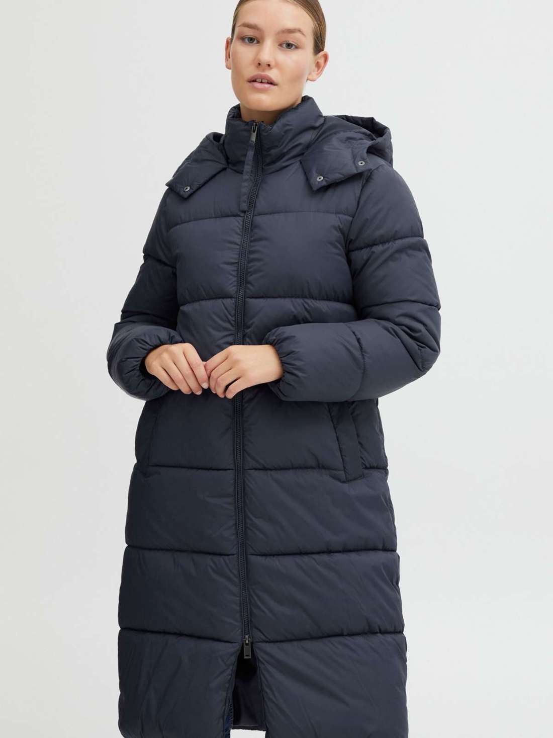 Стеганое пальто OXBoda