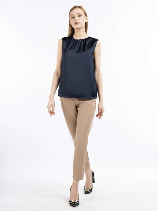 Блузка с короткими рукавами