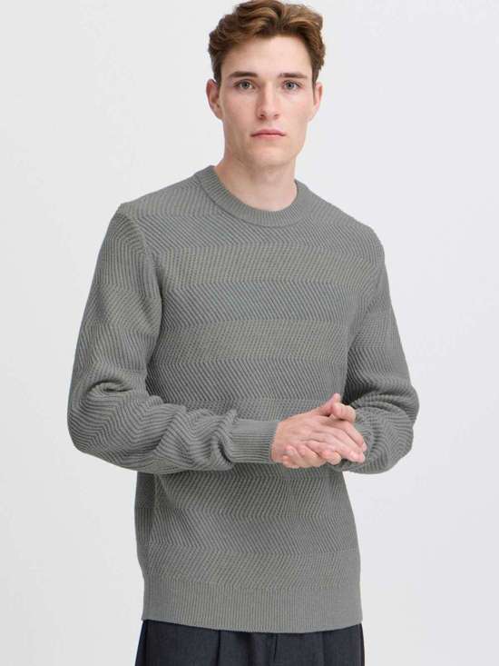 Трикотажный пуловер CFKARL