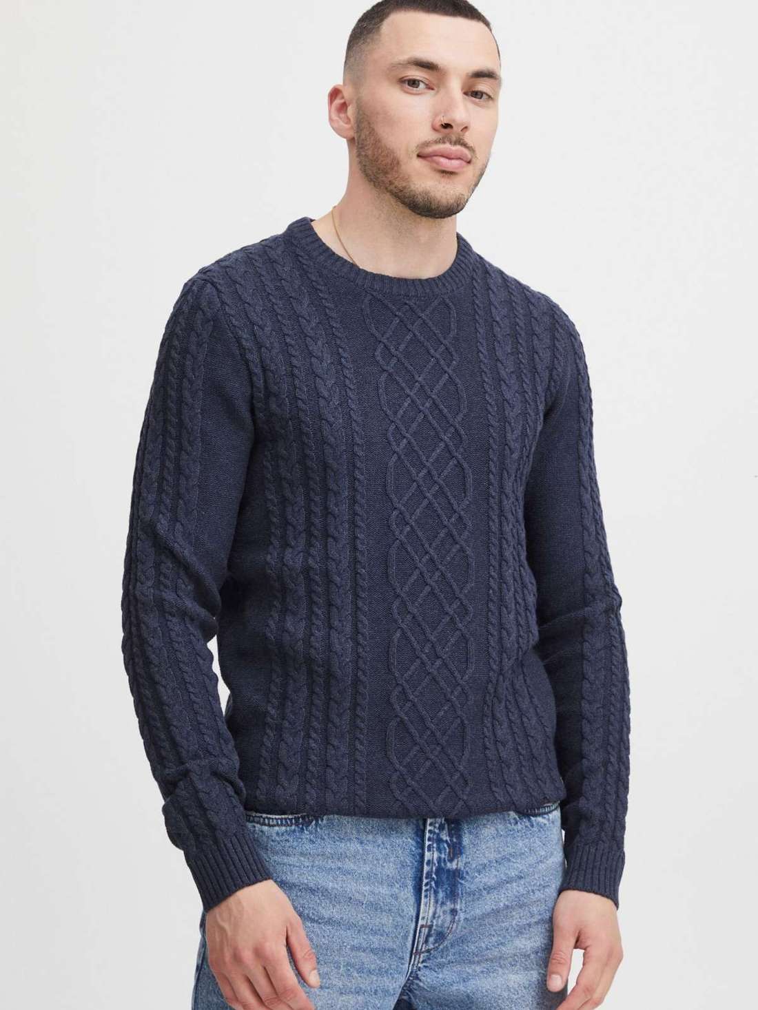 Пуловер с круглым вырезом PRJamal