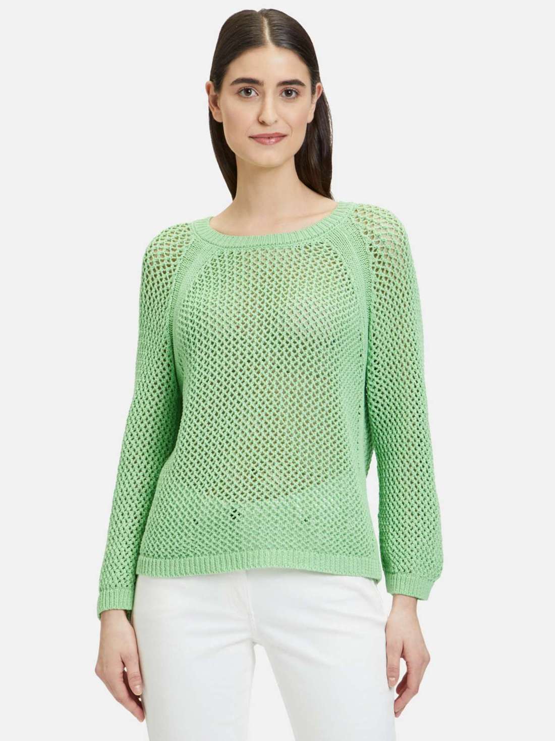 Пуловер крупной вязки