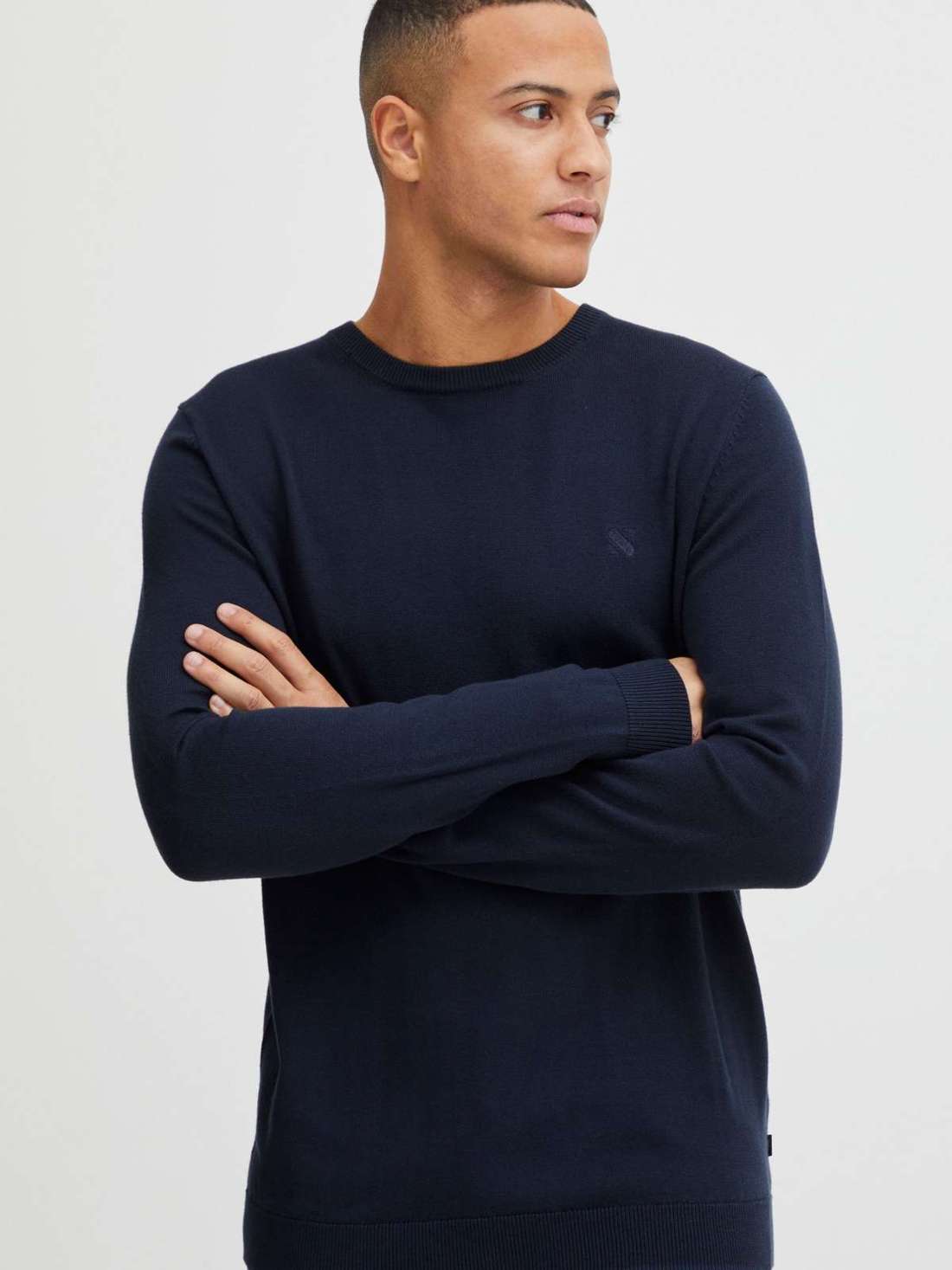 Трикотажный пуловер