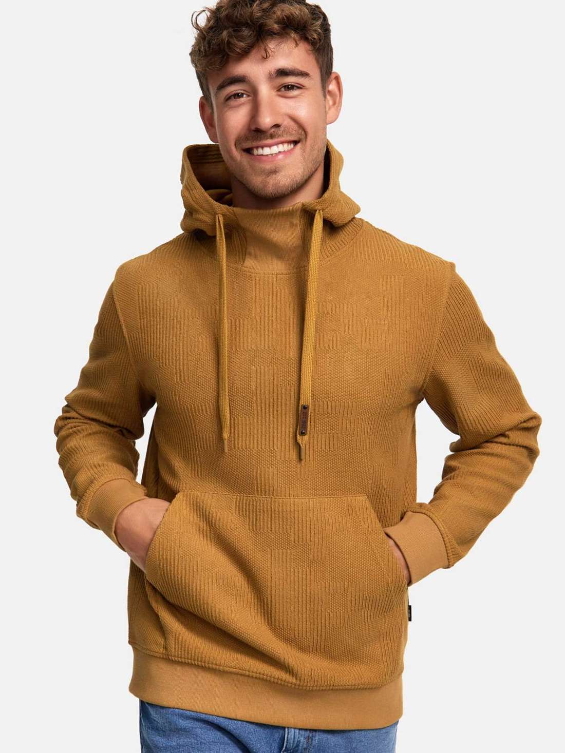 Толстовка с капюшоном INJody